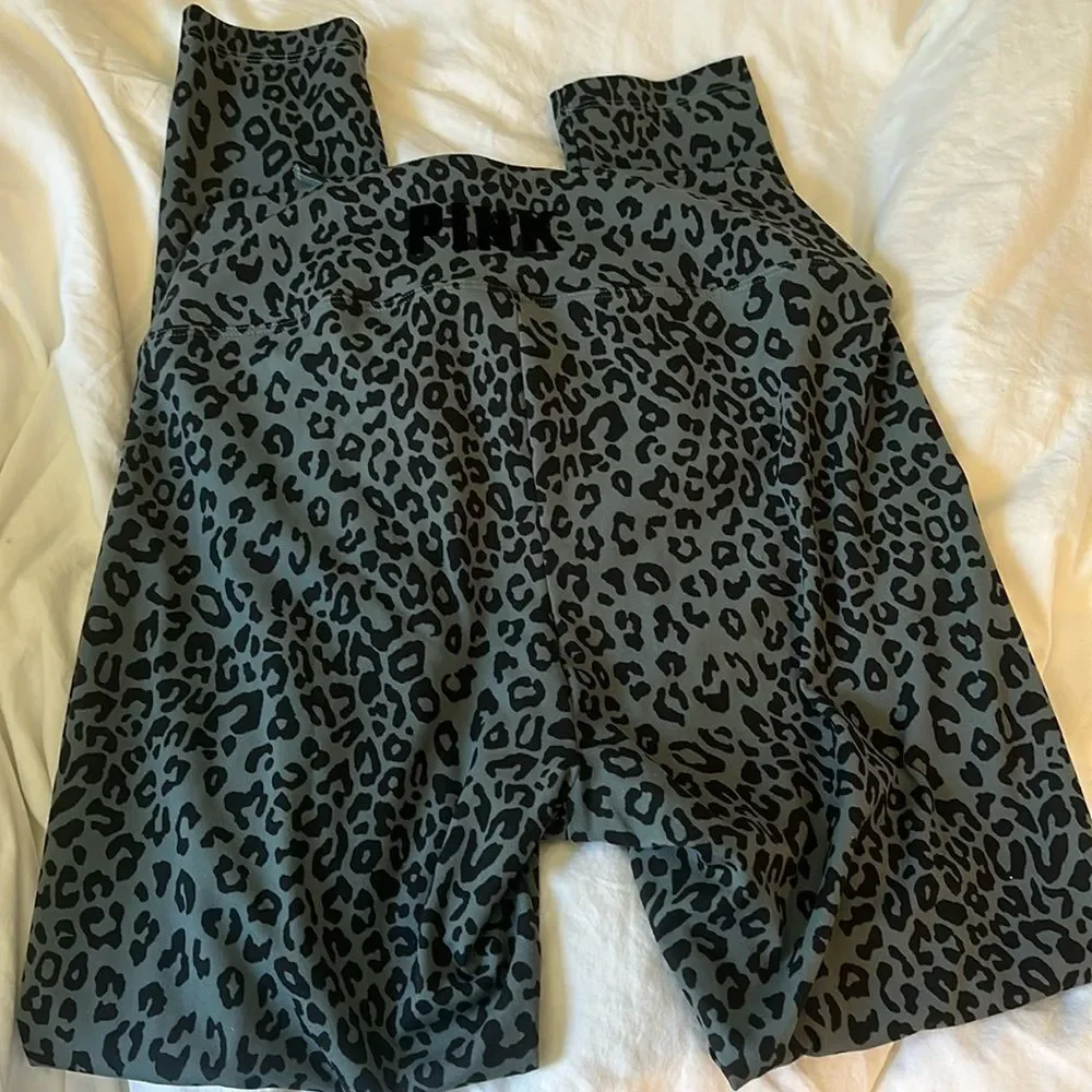 NWT PINK ACTIVE